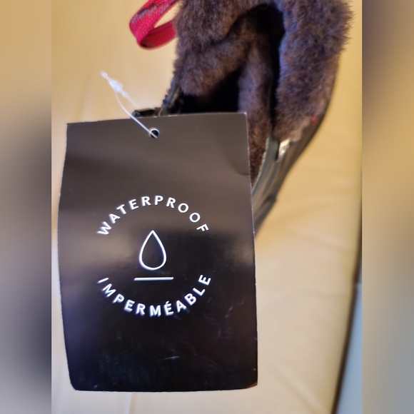 Naturalizer Julian Waterproof/Chillproof Boots - Black Leather Upper - Size 7.5 - Picture 6 of 7